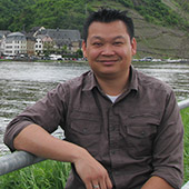 Chanthaboun Christopher Sayavongchanh Foto von Chanthaboun Christopher Sayavongchanh